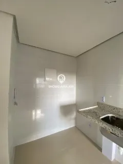 APARTAMENTO - BAIRRO ILHOTAS, CENTRO