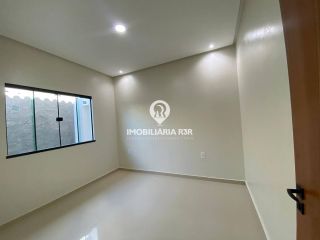 CASA - BAIRRO REIS VELOSO - PARNAÍBA (PI)