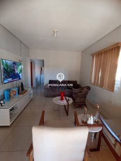 CASA - BAIRRO VALE QUEM TEM, ZONA LESTE