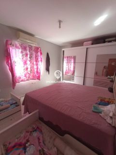 CASA - BAIRRO VALE QUEM TEM, ZONA LESTE