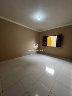 CASA - BAIRRO PIAUÍ - PARNAÍBA / PI