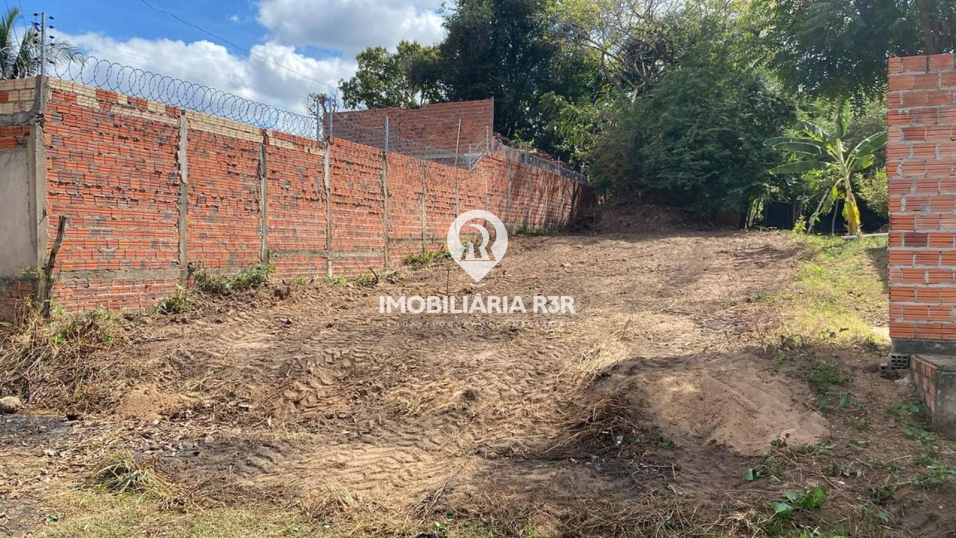 LOTE - BAIRRO PEDRA MOLE, ZONA LESTE