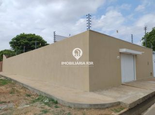 CASA - BAIRRO VALE QUEM TEM, ZONA LESTE