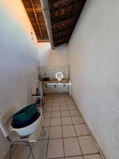 CASA DÚPLEX COMERCIAL - BAIRRO JÓQUEI, ZONA LESTE