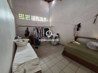 CASA DÚPLEX COMERCIAL - BAIRRO JÓQUEI, ZONA LESTE