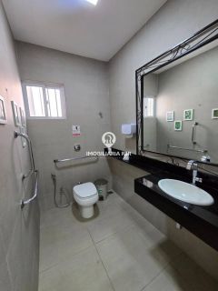 PRÉDIO COMERCIAL - BAIRRO TABAJARAS, ZONA LESTE