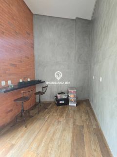 PRÉDIO COMERCIAL - BAIRRO TABAJARAS, ZONA LESTE