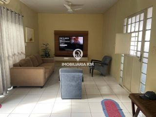 CASA - BAIRRO SANTA CRUZ, ZONA SUL