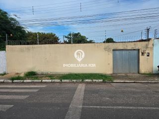 CASA COMERCIAL - BAIRRO VALE QUEM TEM, ZONA LESTE