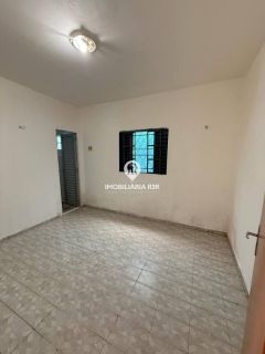 CASA - BAIRRO VALE QUEM TEM, ZONA LESTE