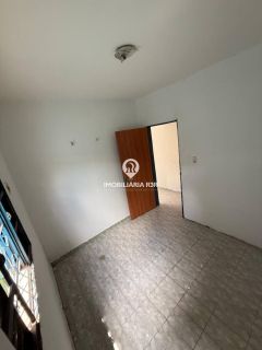 CASA - BAIRRO VALE QUEM TEM, ZONA LESTE