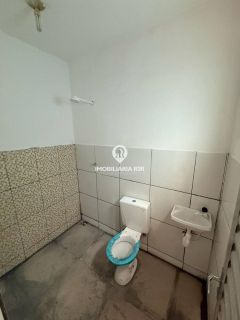 CASA - BAIRRO VALE QUEM TEM, ZONA LESTE