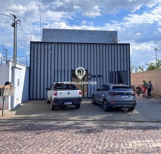 PRÉDIO COMERCIAL - BAIRRO SANTA ISABEL, ZONA LESTE