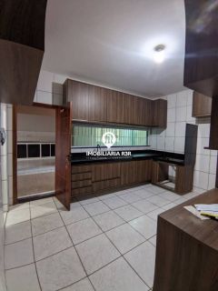 CASA - BAIRRO PIRAJÁ, ZONA NORTE