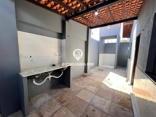 CASA - BAIRRO CONJUNTO BETÂNIA II - PARNAÍBA - PI