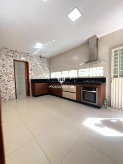 CASA – BAIRRO HORTO, ZONA LESTE