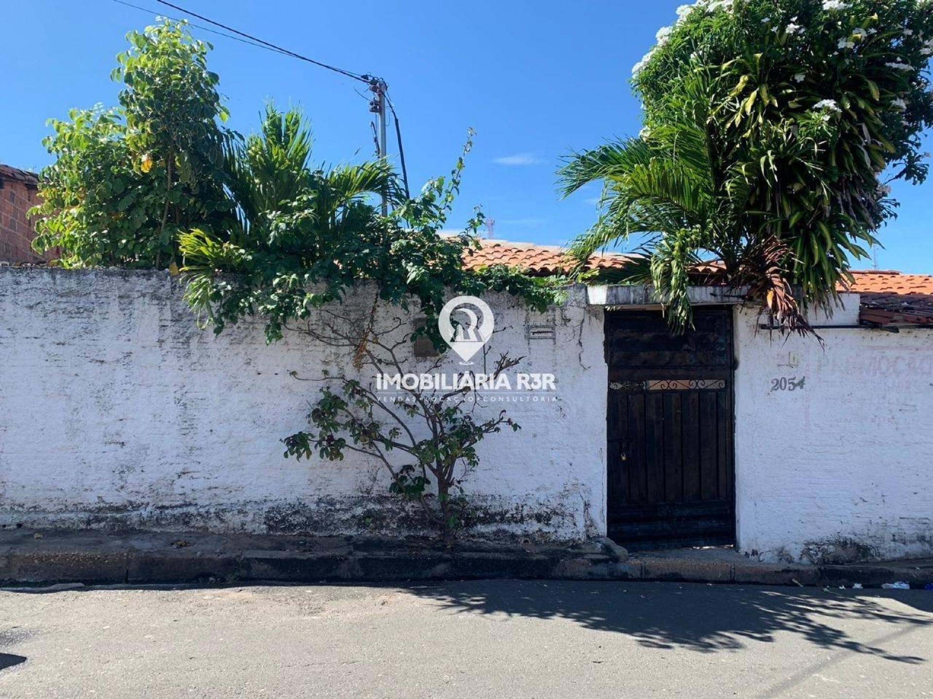 CASA – BAIRRO PIÇARREIRA, ZONA LESTE