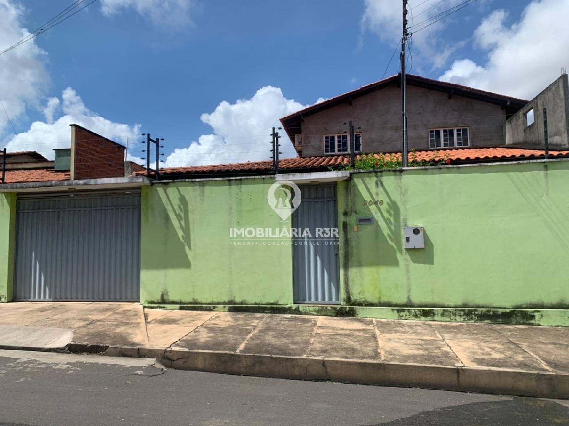 CASA - BAIRRO LOURIVAL PARENTE, ZONA SUL