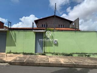 CASA - BAIRRO LOURIVAL PARENTE, ZONA SUL