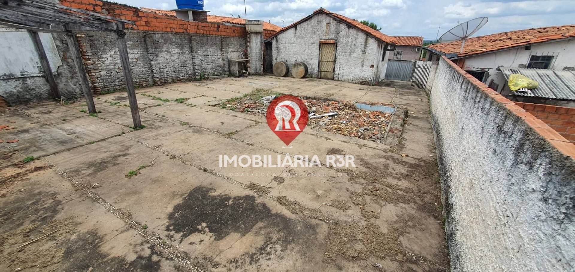 CASA/LOTE - BAIRRO BUENOS AIRES, ZONA NORTE