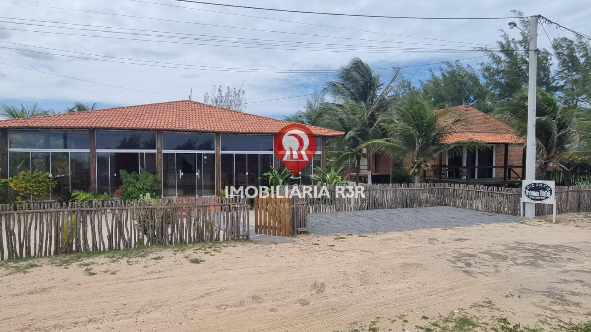 CHALÉS E RESTAURANTE PRAIA DE MARAMAR, LUIS CORREIA - PI