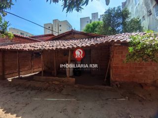 CASA - BAIRRO URUGUAI, ZONA LESTE