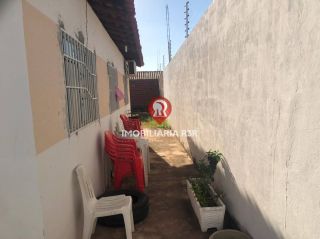 CASA - BAIRRO SANTO ANTONIO, ZONA SUL