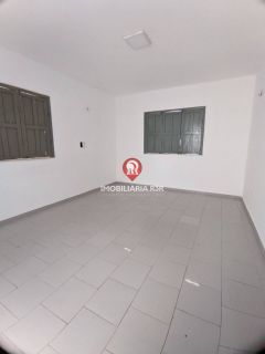 CASA DÚPLEX – BAIRRO LOURIVAL PARENTE, ZONA SUL