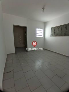 CASA DÚPLEX – BAIRRO LOURIVAL PARENTE, ZONA SUL