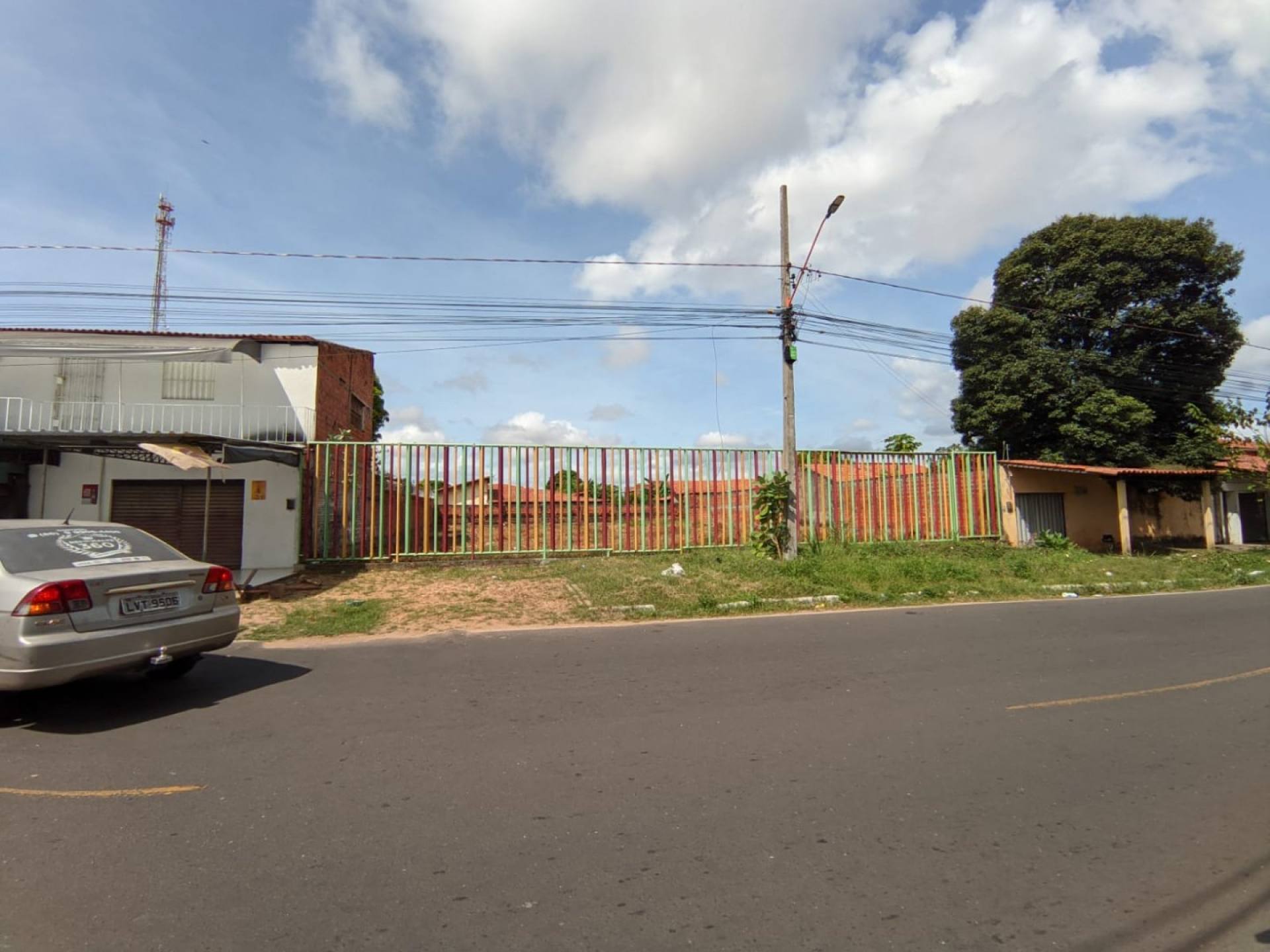 LOTE - BAIRRO VALE QUEM TEM, ZONA LESTE