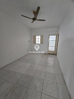 CASA - BAIRRO CENTRO