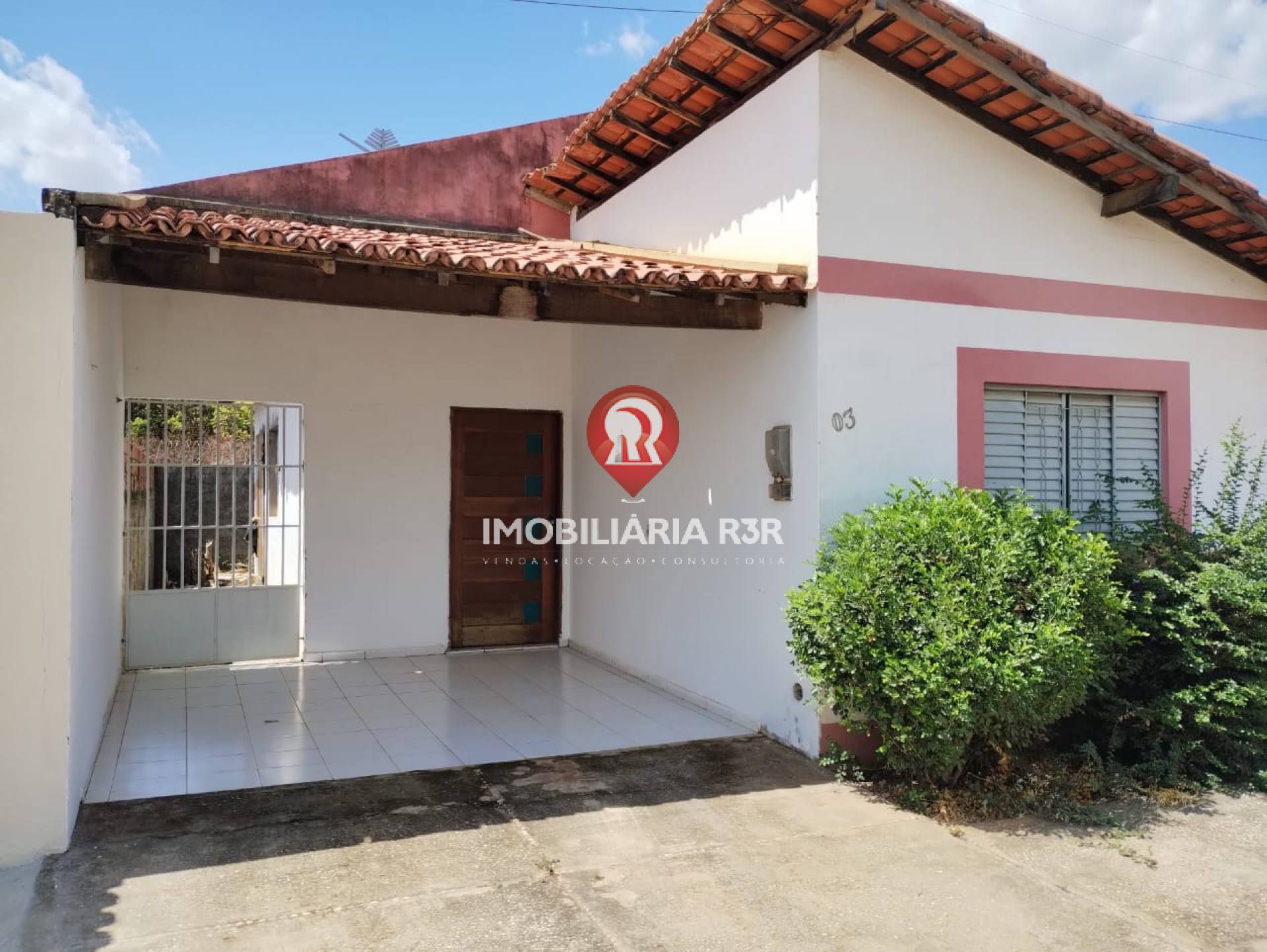 CASA - BAIRRO ESPLANADA, ZONA SUL