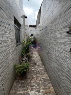 Casa no Eduardo Gomes