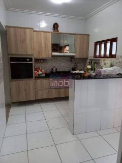 Casa na Aruana