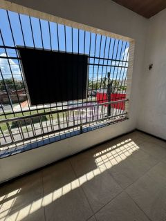 Casa Comercial na Barra dos Coqueiros