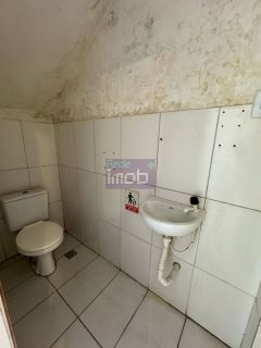 Casa Comercial na Barra dos Coqueiros