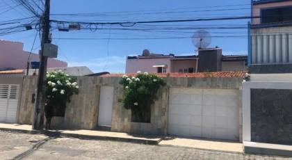 Casa Duplex no Pereira Lobo