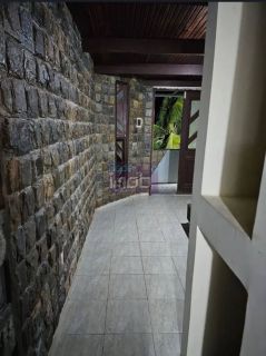 Casa Frente Mar com Piscina na Praia da Costa
