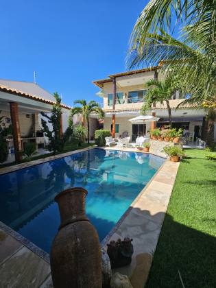 Casa com piscina próximo a Orla Sul
