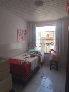 Casa no Conj. João Alves.