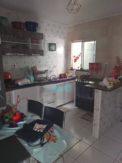 Casa no Conj. João Alves.