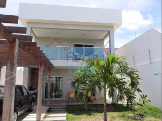 Casa Alto Padrão na Aruana à beira Mar