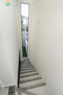 Sobrado Para Vender com 2 suítes no bairro Praia da Armação em Penha - SC. Ref. 356