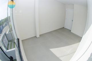 Sobrado Para Vender com 2 suítes no bairro Praia da Armação em Penha - SC. Ref. 356