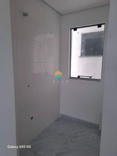 Apartamento Para Vender com 2 quartos sendo 1 suíte no bairro Centro em Penha - SC. Ref. 381