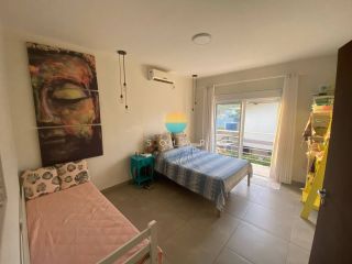 Casa Mobiliada a 200m da praia, com 4 suítes na Praia Grande em Penha /SC. Ref.476