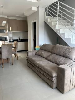 Sobrado com amplo espaço externo e 2 Suítes em Itajuba - Barra Velha/SC. Ref. 490