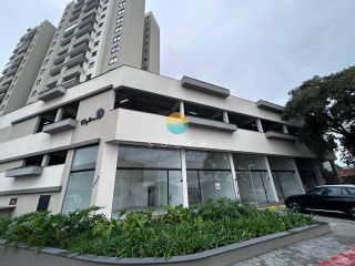 Sala Comercial de 48 m² com Pé direito duplo à venda no Skyline Comfort Club na Praia da Armação em Penha /SC. Ref:499