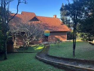 Autêntico pé na areia — 2.709 m² de terreno com acesso direto ao mar, em uma das localizações mais exclusivas de Penha: a deslumbrante Praia do Poá, Penha/SC. Ref. 517