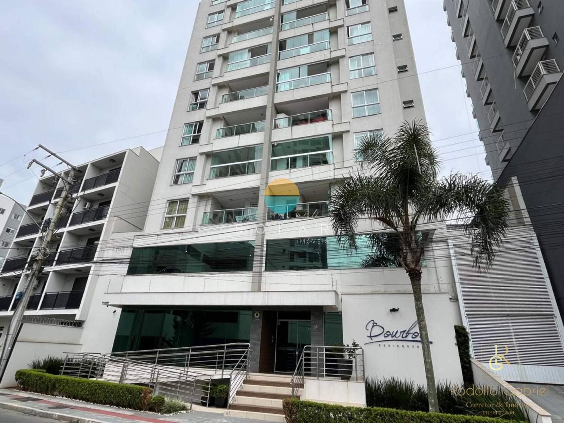 Apartamento Para Vender com 2 quartos 1 suítes no bairro centro em Itajaí